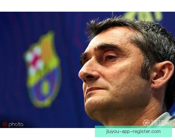 巴尔韦德妻子怒批巴萨红牌判罚球场管理应彻底反思